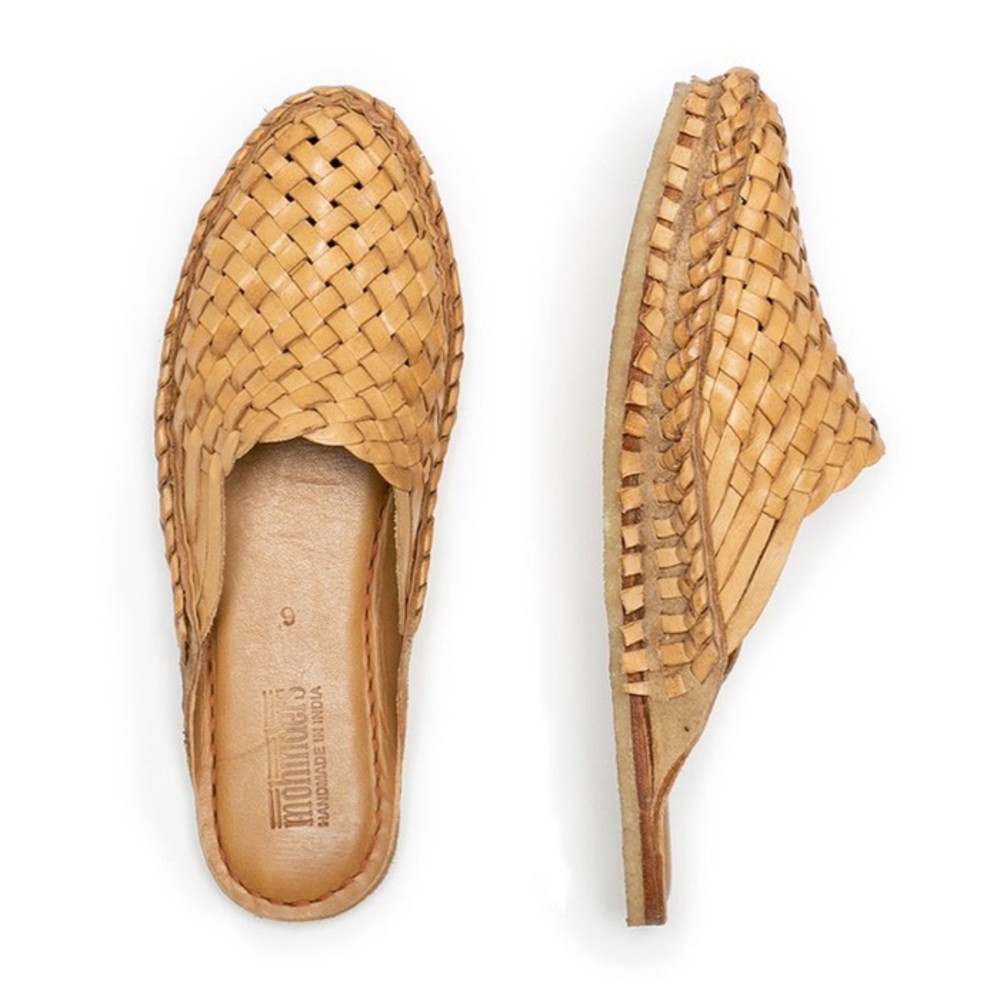 Mohinders Women’s Slides (Size 9)